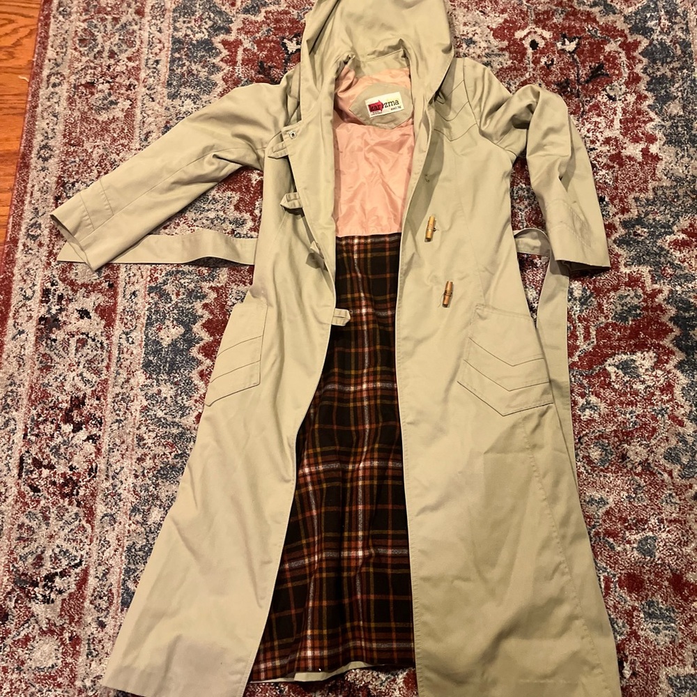Trench Coat! Karizma tan trench